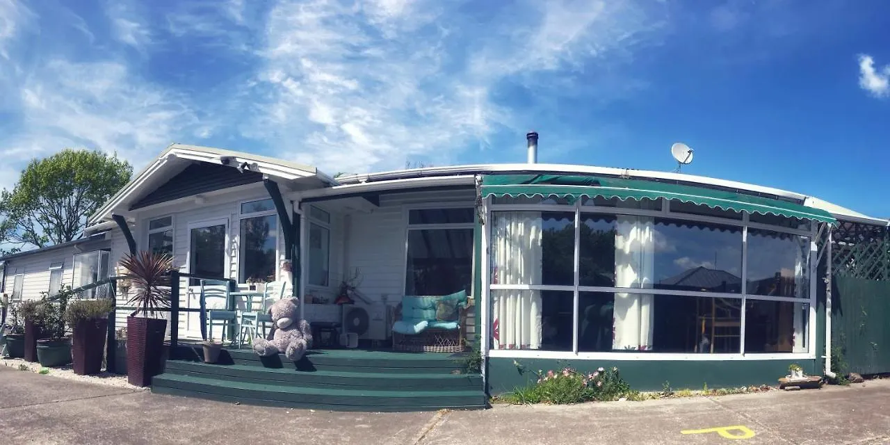Guest house Studious Village Christchurch