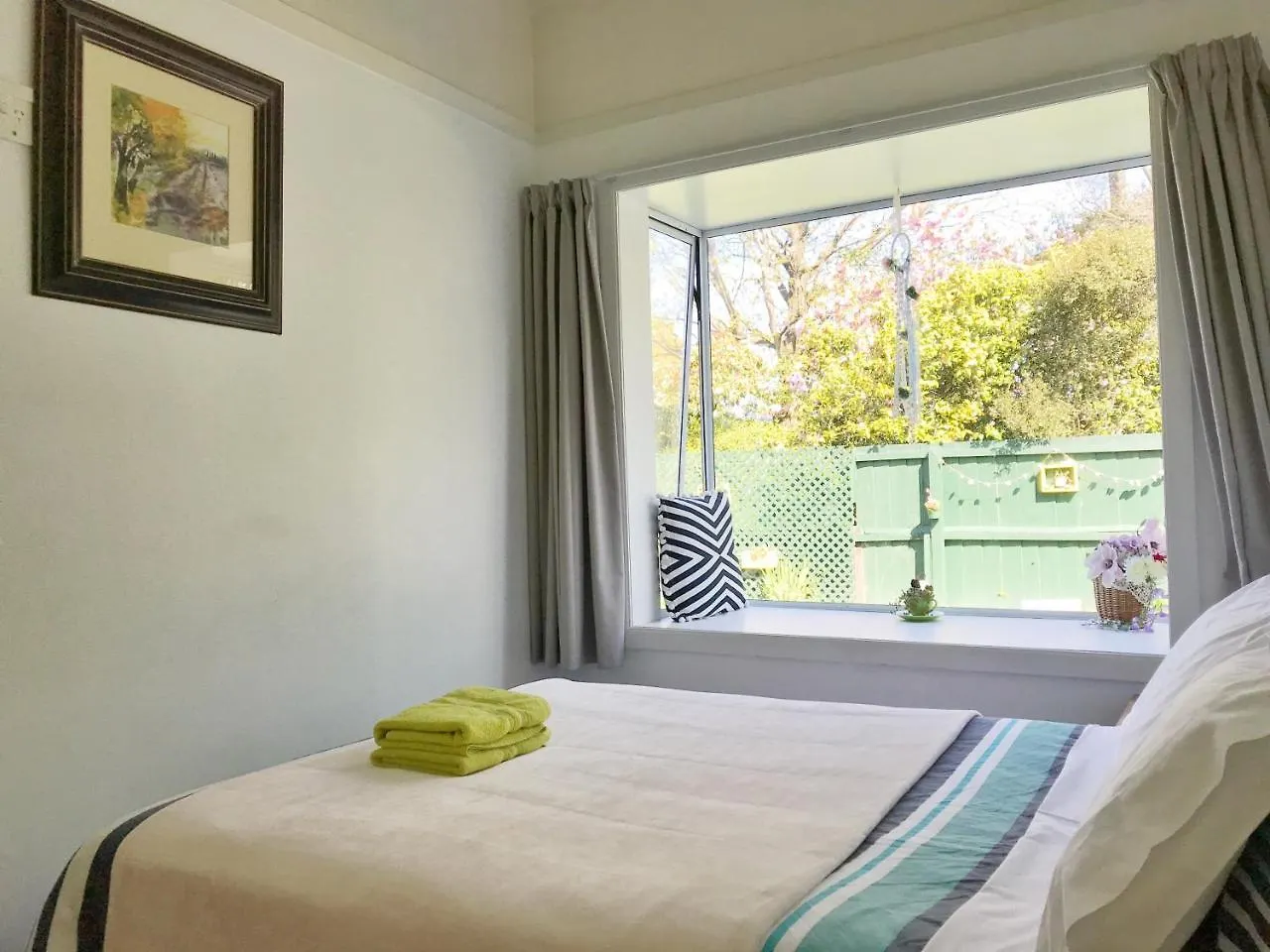 Studious Village Christchurch Guest house